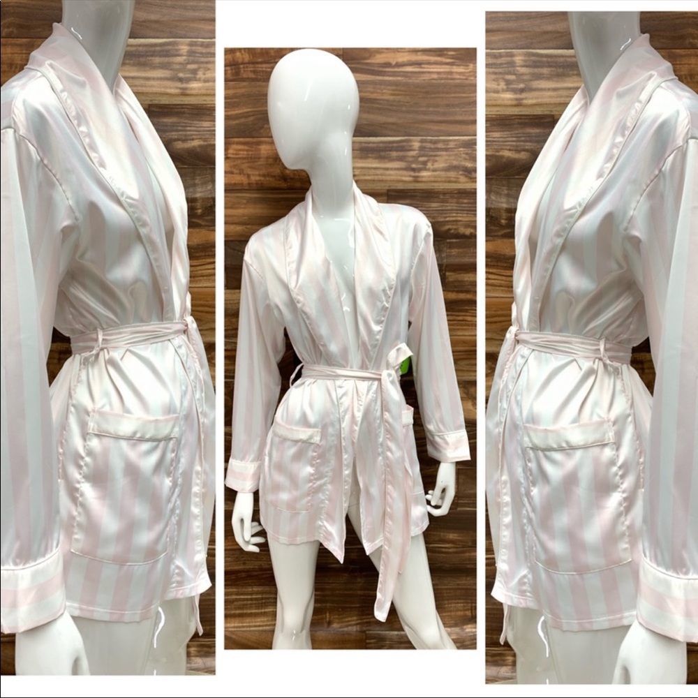 🌸Sam Edelman Robe🌸
